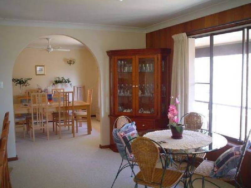 2 Wattle Street, Bolton Point NSW 2283