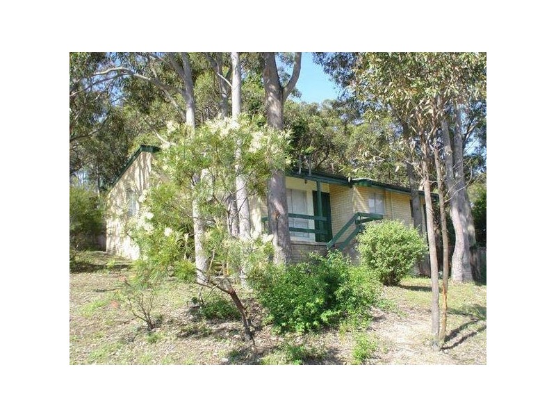 Bay Street, Bolton Point NSW 2283