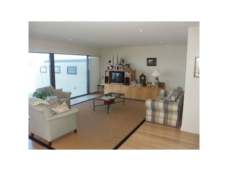 252 Kilaben Road, Kilaben Bay NSW 2283