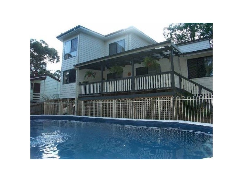 Threlkeld Drive, Bolton Point NSW 2283