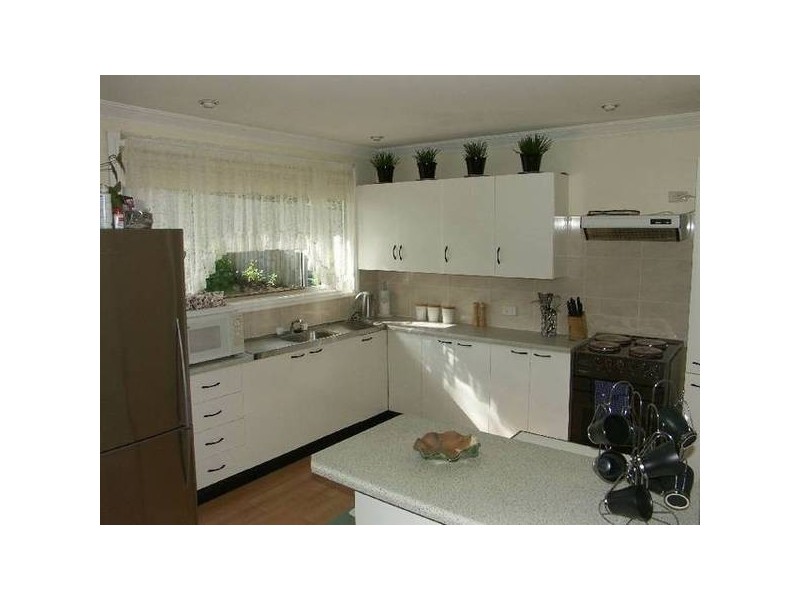 Threlkeld Drive, Bolton Point NSW 2283