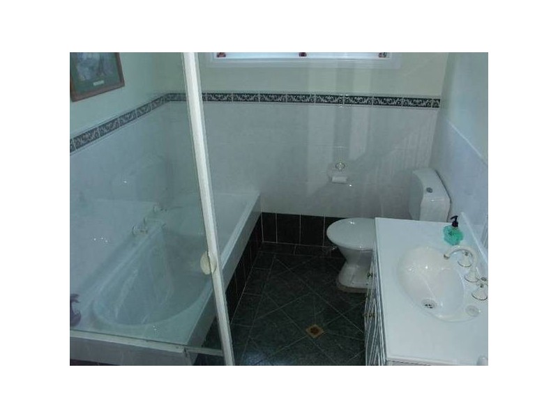 Threlkeld Drive, Bolton Point NSW 2283