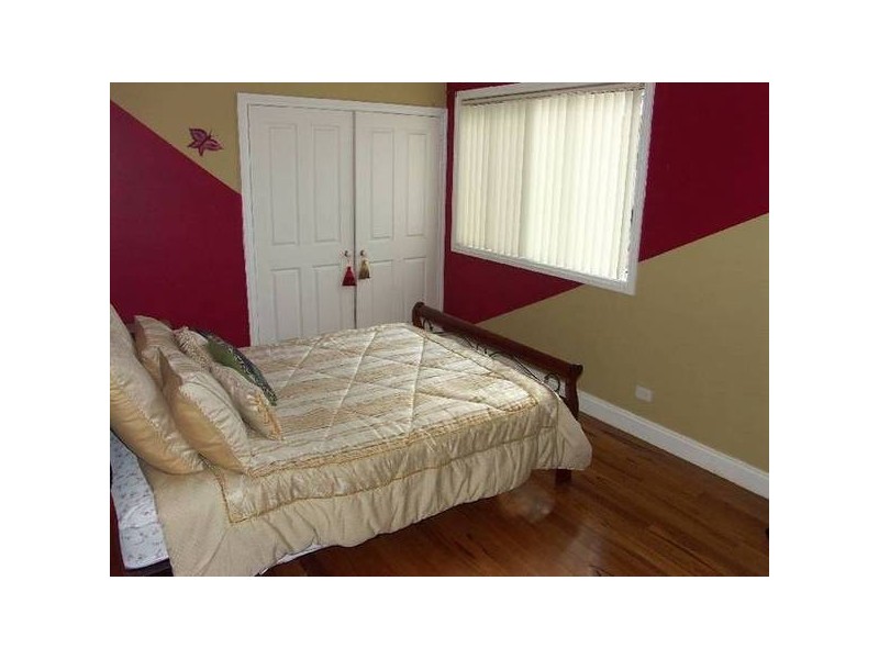 Threlkeld Drive, Bolton Point NSW 2283