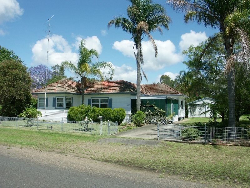 103 Lake Street, Blackalls Park NSW 2283