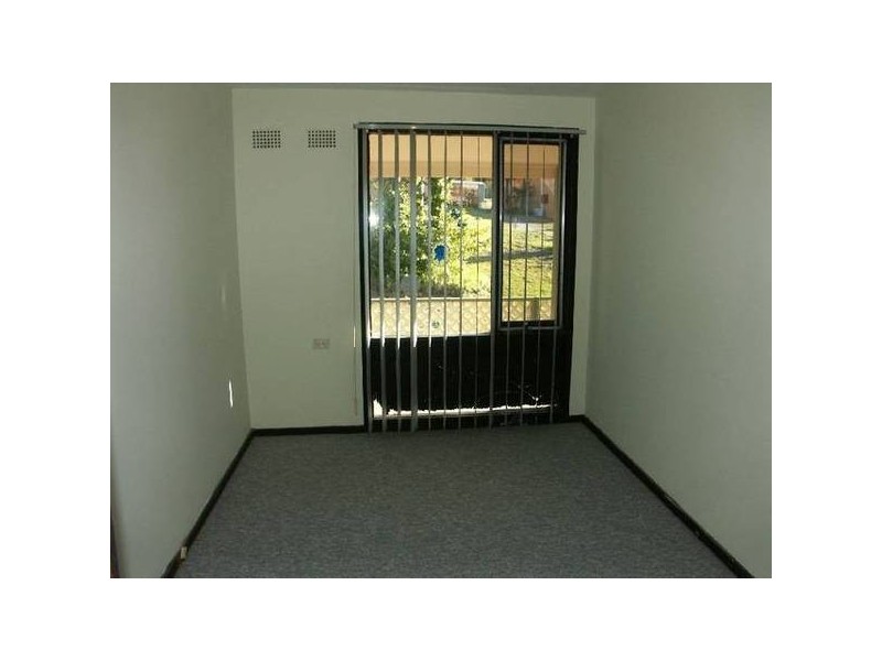 Aldinga Close, Toronto NSW 2283