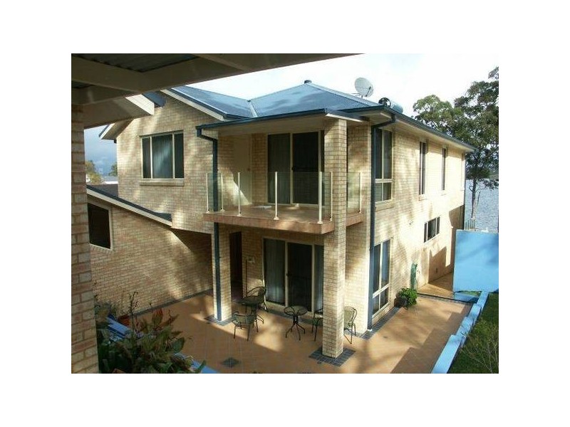 57 Coal Point Road, Coal Point NSW 2283