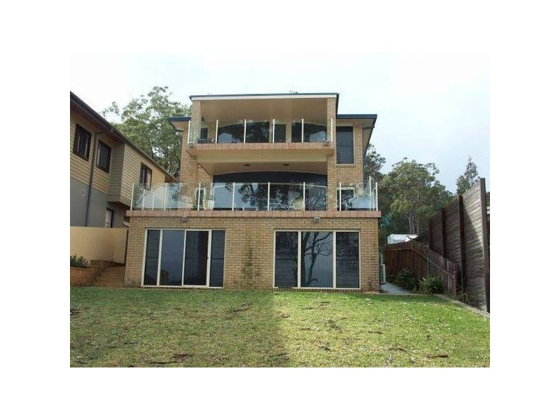 57 Coal Point Road, Coal Point NSW 2283