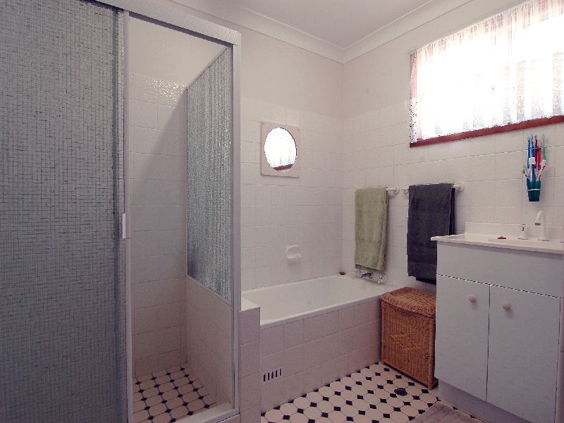 5 Glen Cory Avenue, Buttaba NSW 2283