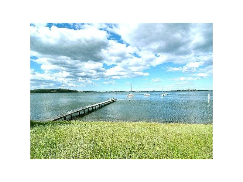 5 Rofe Street, Coal Point NSW 2283