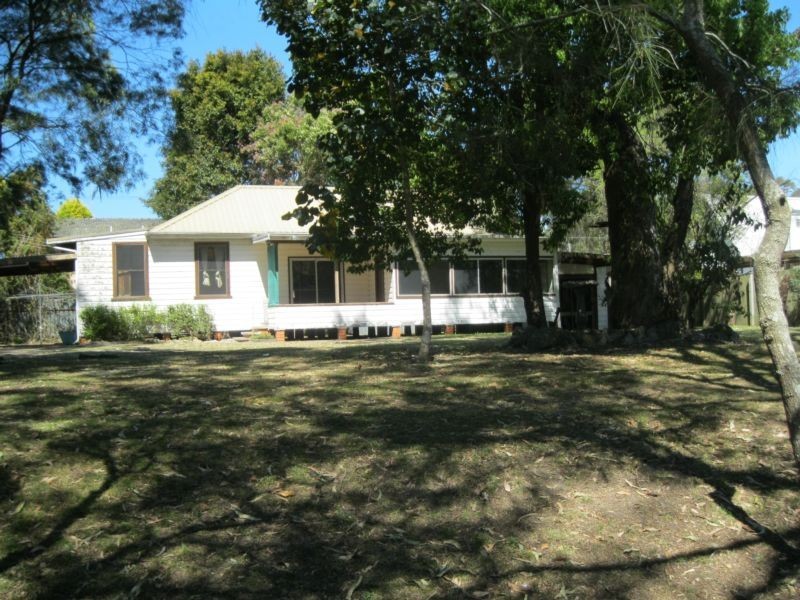 2 Lake Street, Fassifern NSW 2283