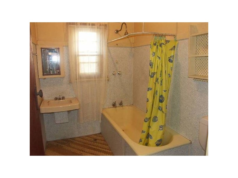 205 Awaba Road, Toronto NSW 2283