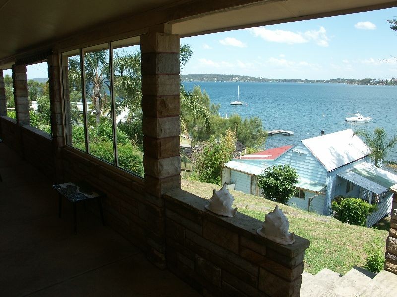 309 Coal Point Road, Coal Point NSW 2283