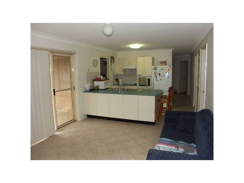5 Defender Close, Marmong Point NSW 2284