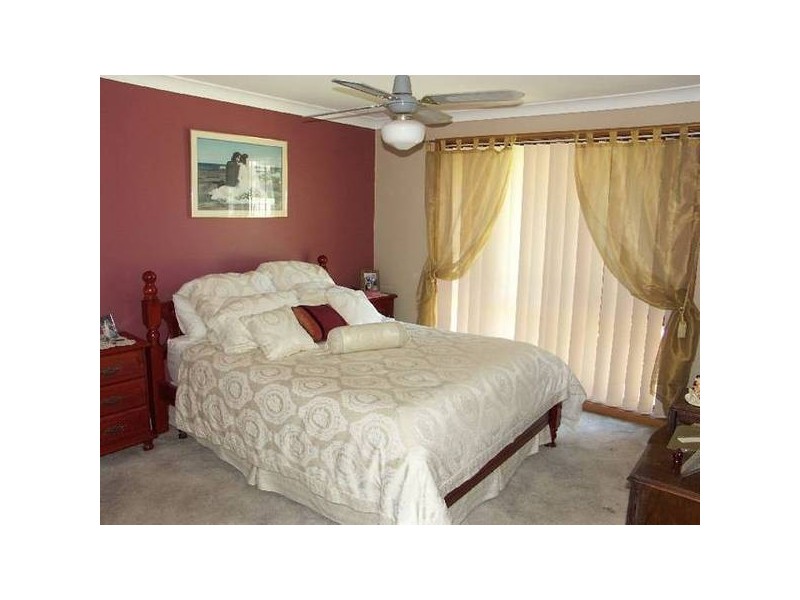 10 Vim Close, Woodrising NSW 2284