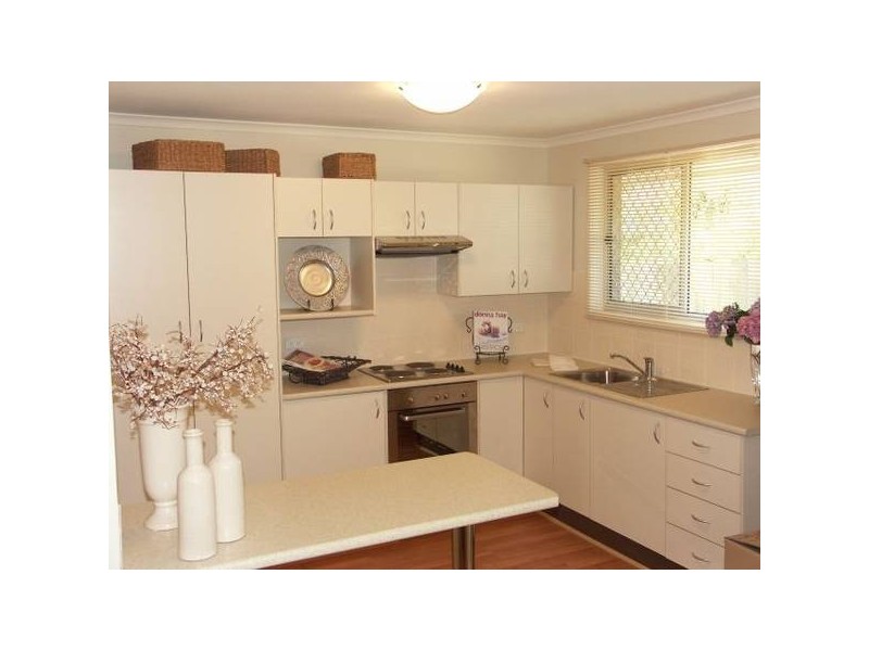 10 Leumeah Close, Bolton Point NSW 2283