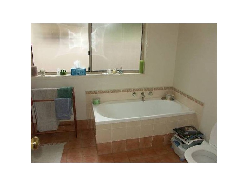 9 Lakeshore Close, Kilaben Bay NSW 2283