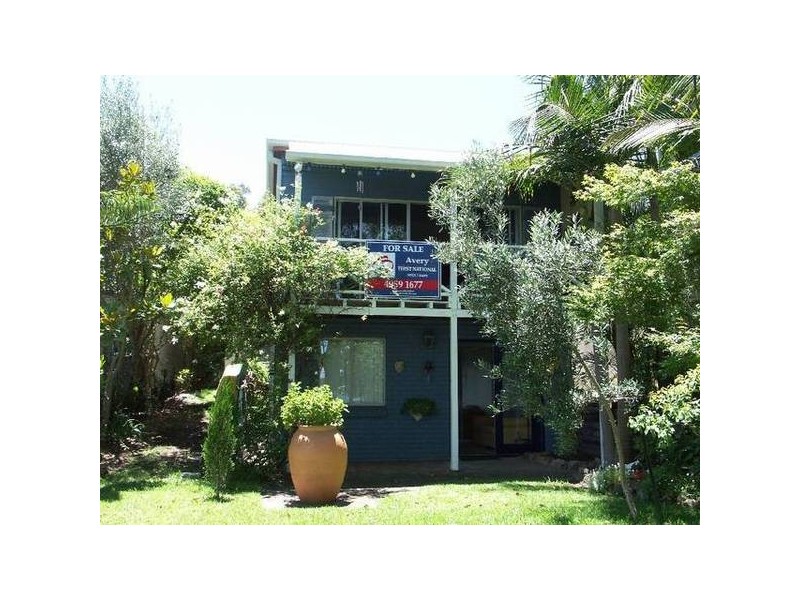 53 Bay Road, Bolton Point NSW 2283