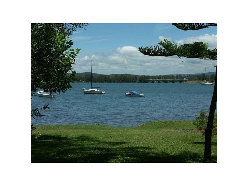 53 Bay Road, Bolton Point NSW 2283