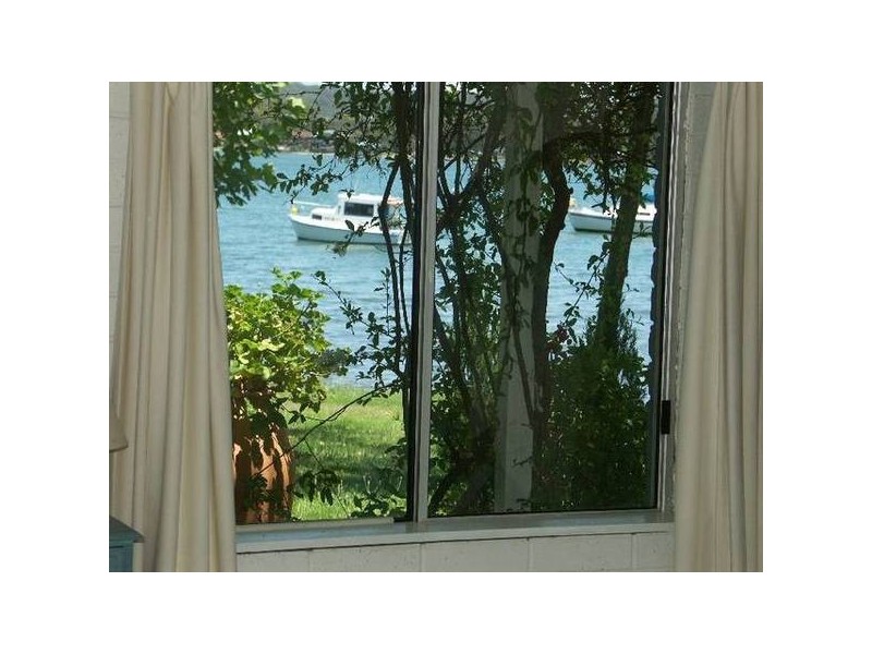 53 Bay Road, Bolton Point NSW 2283