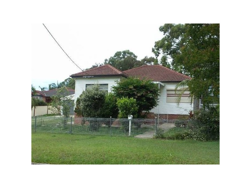 34 Blackall Avenue, Blackalls Park NSW 2283