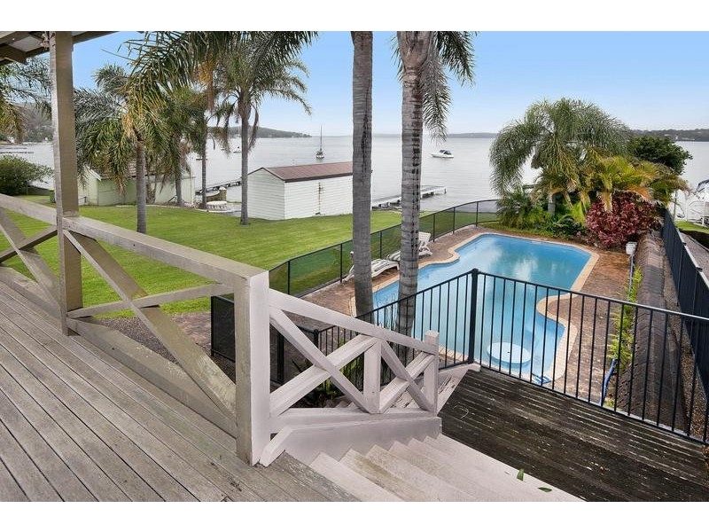 36 Kilaben Road, Kilaben Bay NSW 2283