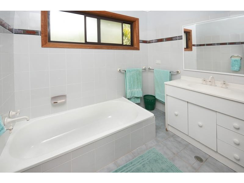 36 Kilaben Road, Kilaben Bay NSW 2283