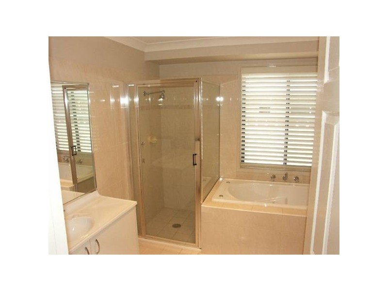 7 Lourie Close, Toronto NSW 2283