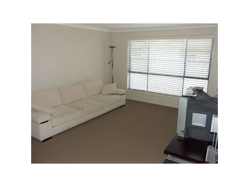 7 Lourie Close, Toronto NSW 2283