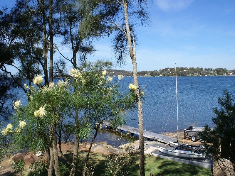 21 Alexander Parade, Arcadia Vale NSW 2283