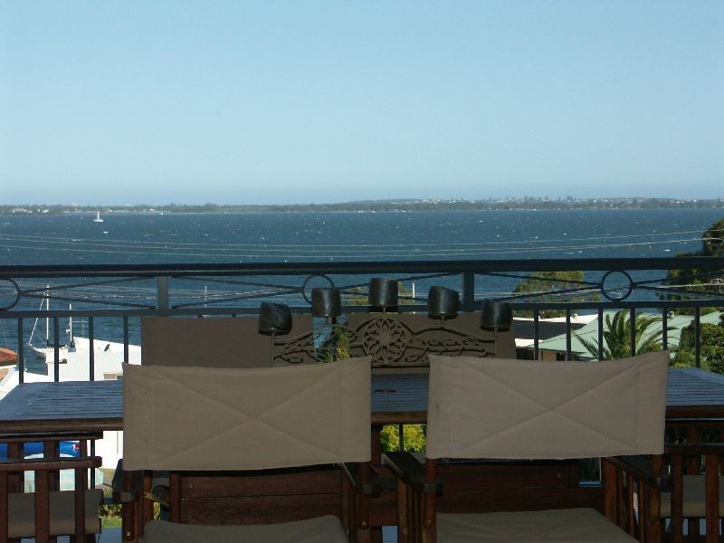 134 Fishing Point Road, Fishing Point NSW 2283