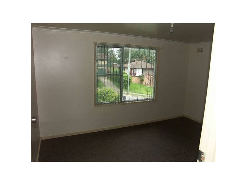 15 Quigley Road, Bolton Point NSW 2283