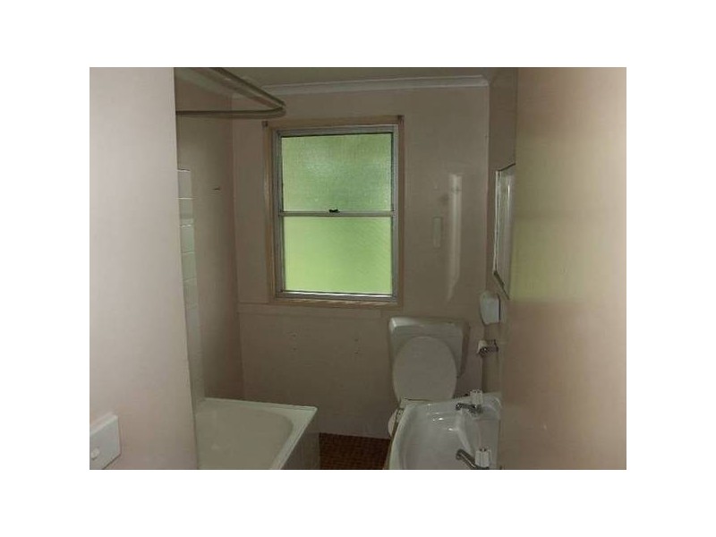 15 Quigley Road, Bolton Point NSW 2283