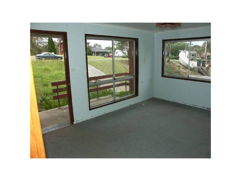 51 The Ridgeway, Bolton Point NSW 2283