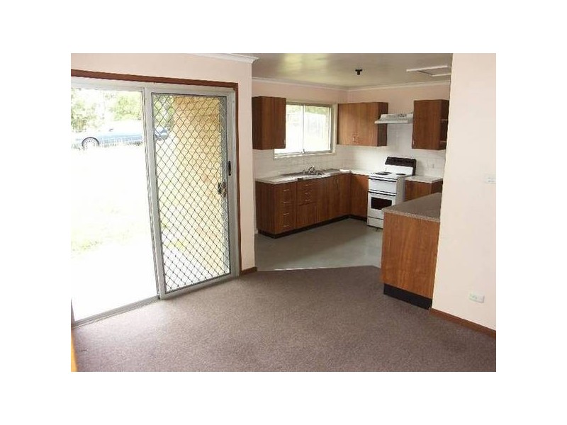 65 The Ridgeway, Bolton Point NSW 2283