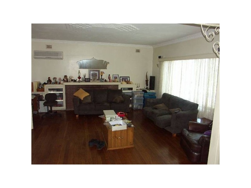 27 Ambrose Street, Carey Bay NSW 2283