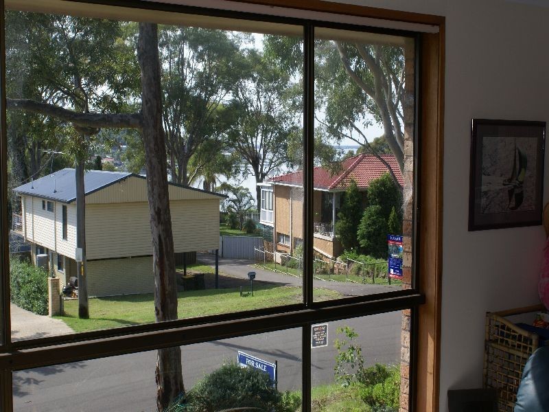 42 Southampton Avenue, Buttaba NSW 2283