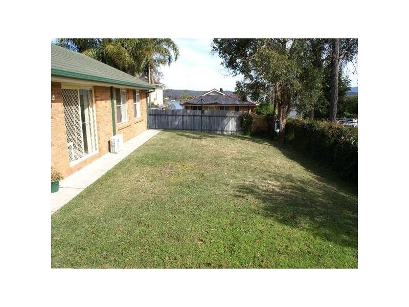 19 Bolton Close, Bolton Point NSW 2283