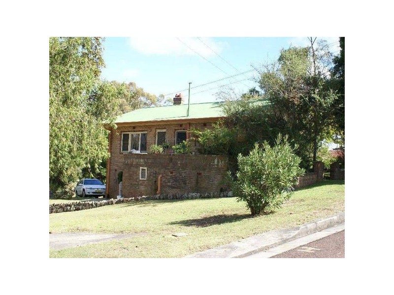 1 Bolton Point Road, Bolton Point NSW 2283