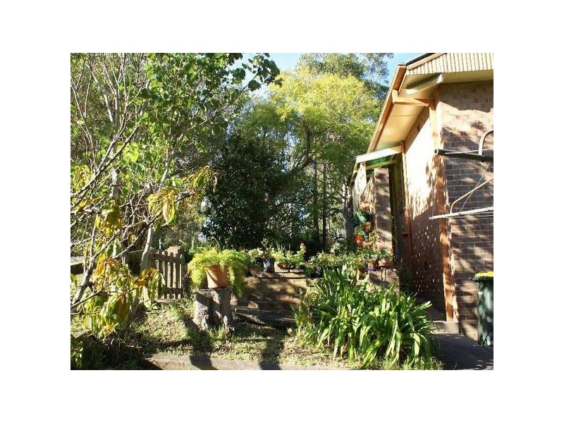 1 Bolton Point Road, Bolton Point NSW 2283