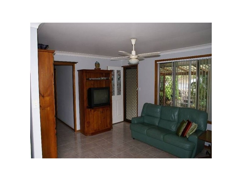70 Fassifern Road, Fassifern NSW 2283
