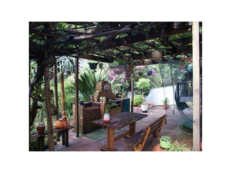 70 Fassifern Road, Fassifern NSW 2283