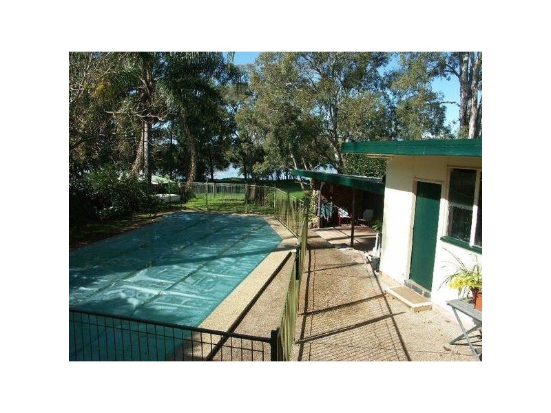 2 Bayview Avenue, Blackalls Park NSW 2283