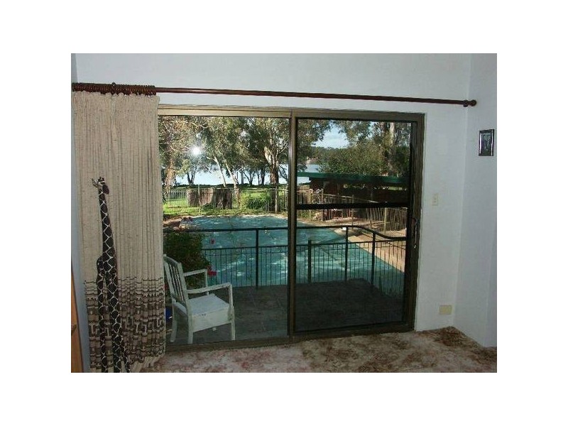 2 Bayview Avenue, Blackalls Park NSW 2283