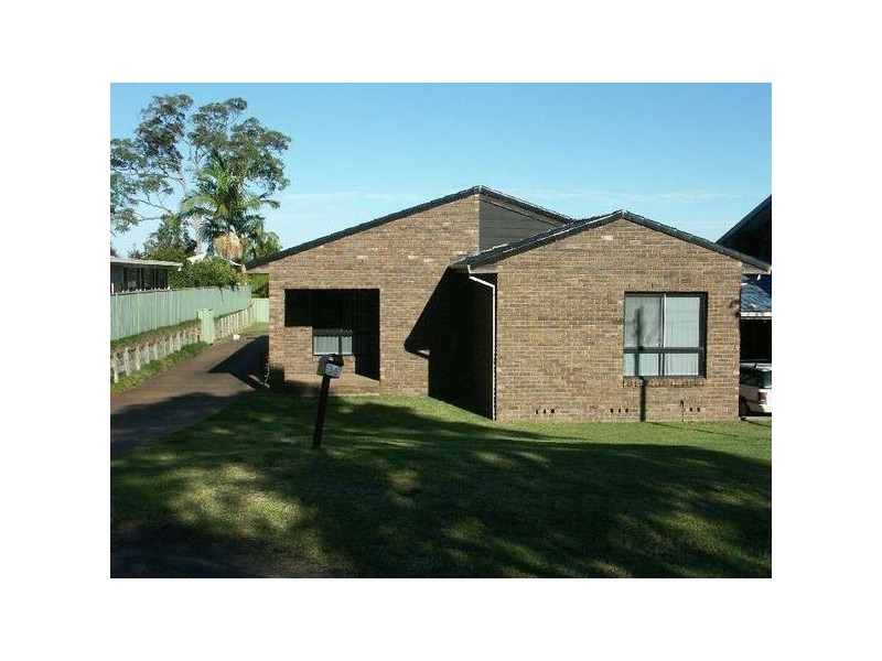 36 Carlisle Row, Fishing Point NSW 2283