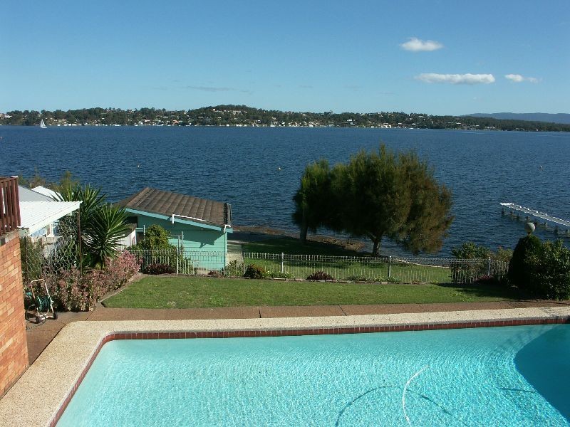 13-15 Grant Road, Coal Point NSW 2283