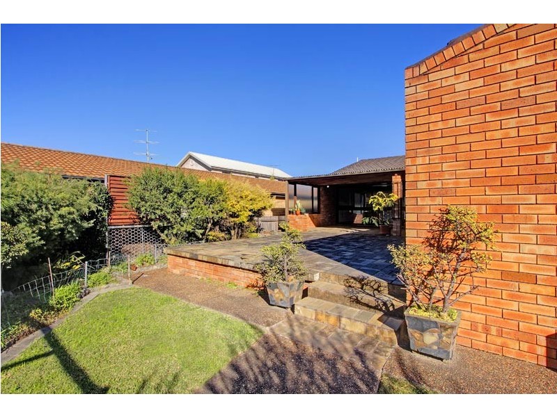 13-15 Grant Road, Coal Point NSW 2283