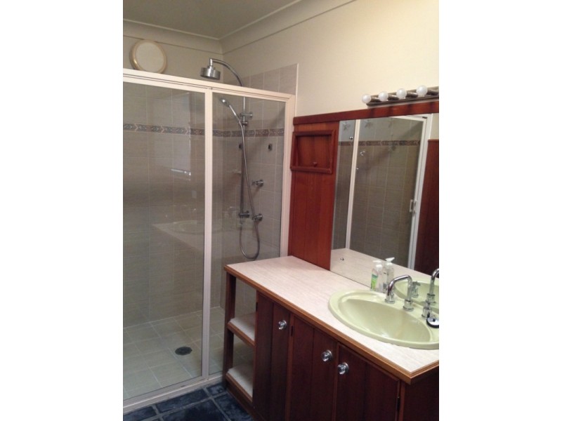 63 BAY ROAD, Bolton Point NSW 2283