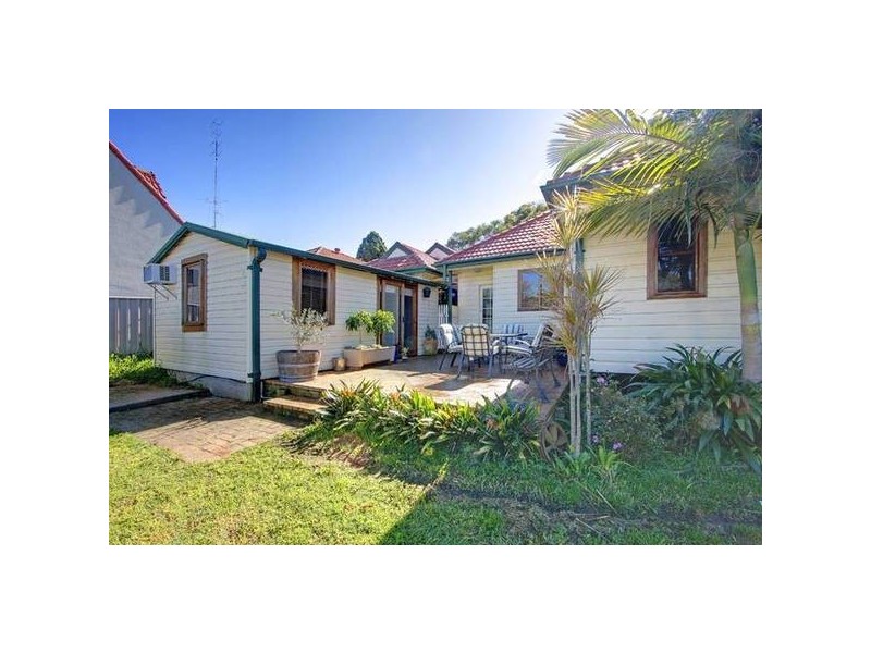 6 Day Street, Toronto NSW 2283