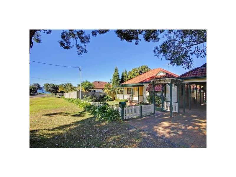 6 Day Street, Toronto NSW 2283