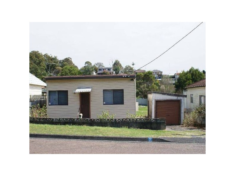 7 Kirin Street, Wangi Wangi NSW 2267
